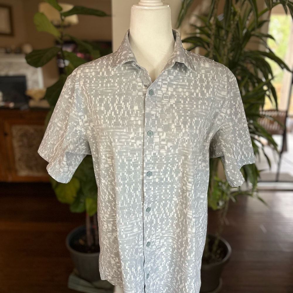 lululemon athletica Airing Easy Short-Sleeve Shirt